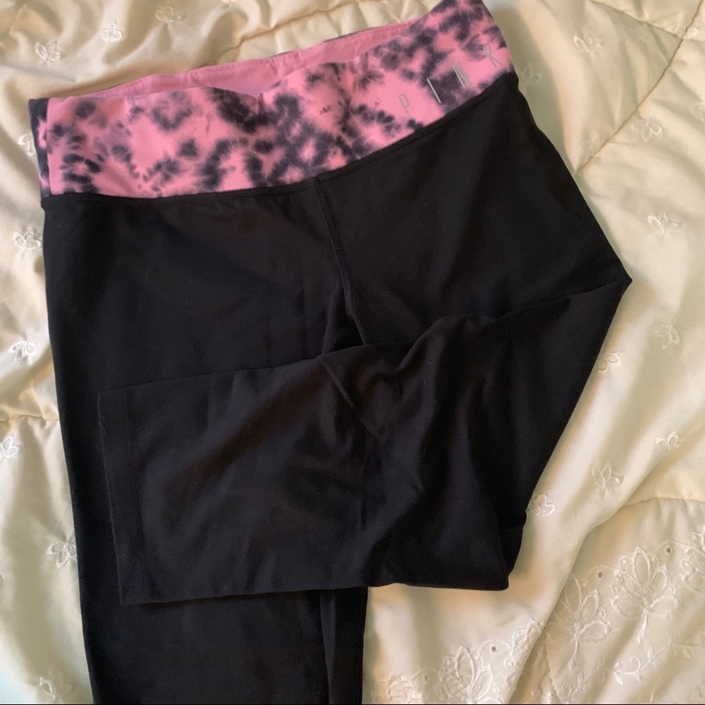 PINK cropped reversible ultimate leggings (S)